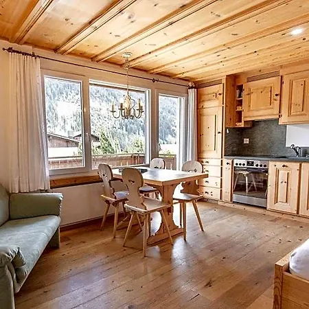 Casa La Roda, Via Da Scola 2 Otel Disentis